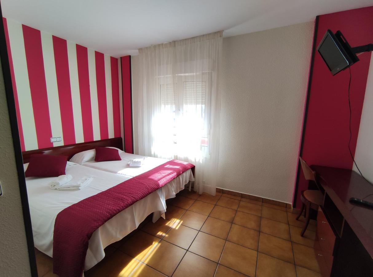 Hostal San Andres Сория Экстерьер фото