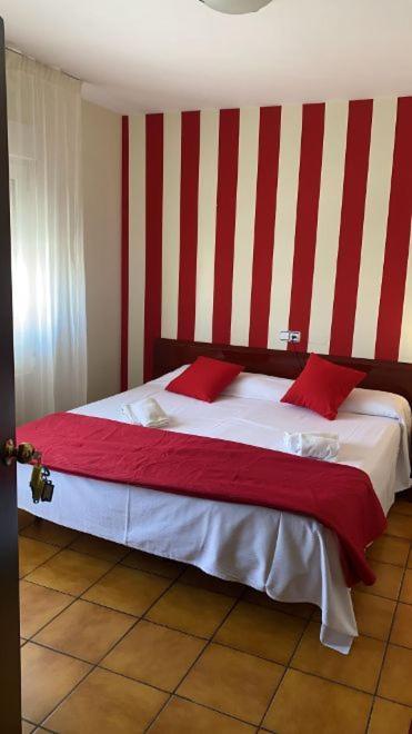 Hostal San Andres Сория Экстерьер фото